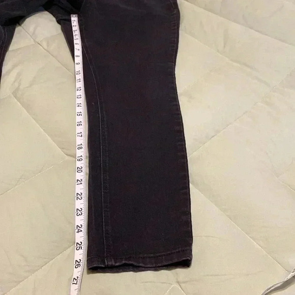 Ellen Tracy Cora Black Stretch Skinny Jeans in Plus Size 14W. - Picture 6 of 12